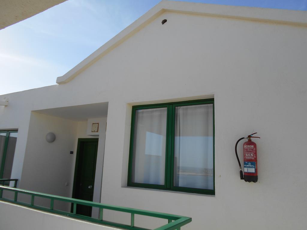 Realrent Costa Teguise Beach Экстерьер фото